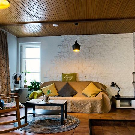 Spacious Klaipeda Apartment Ev Extérieur photo