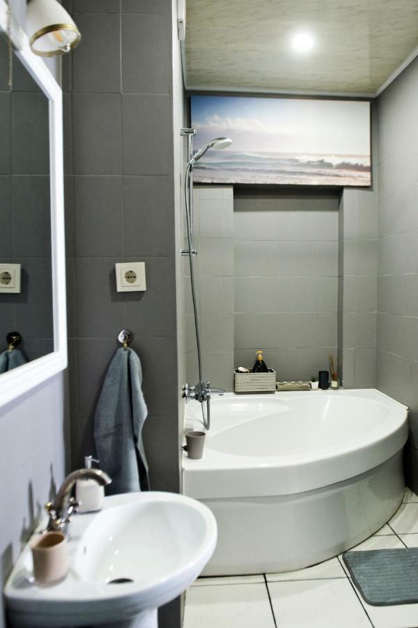 Spacious Klaipeda Apartment Ev Extérieur photo